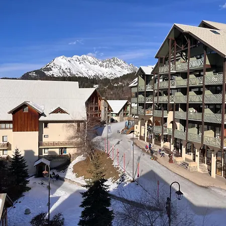 In-ski Out In Het Centrum Oz 3300 - Adelphies *